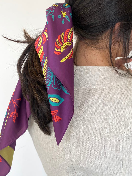 Pañuelo Pájaros Elsa Uva-Amarillo